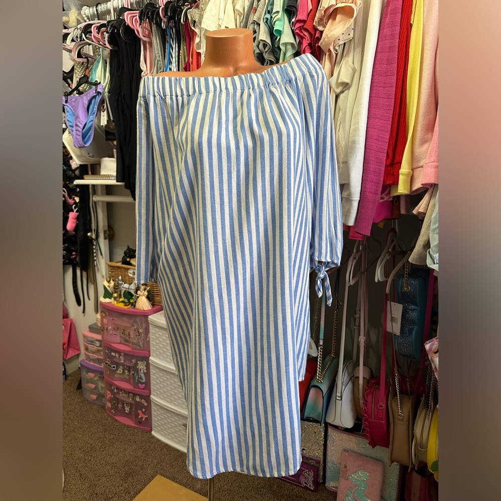2 for $15! Old Navy Blue & White Stripped Shirt Dress Size Large